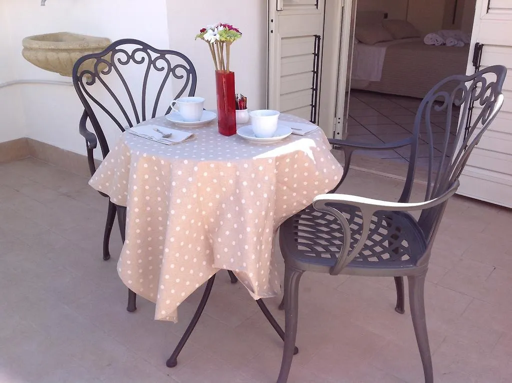 B&B A Casa Di Amici Giardini Naxos Italy