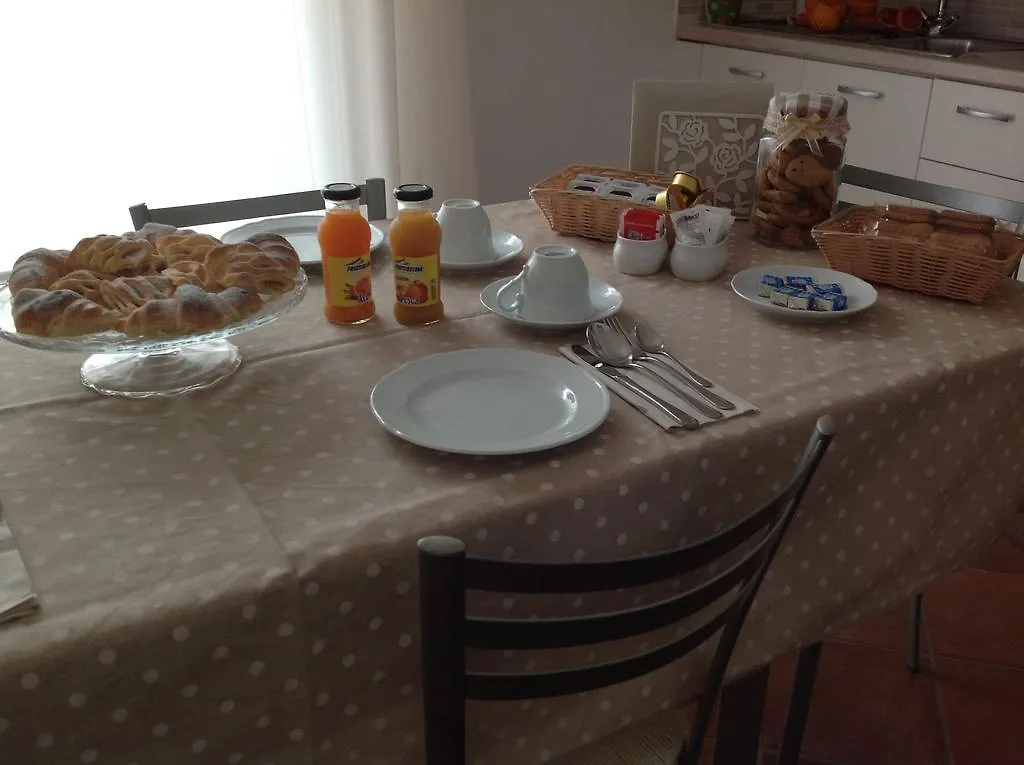*** Bed & Breakfast B&B A Casa Di Amici Giardini Naxos Italy